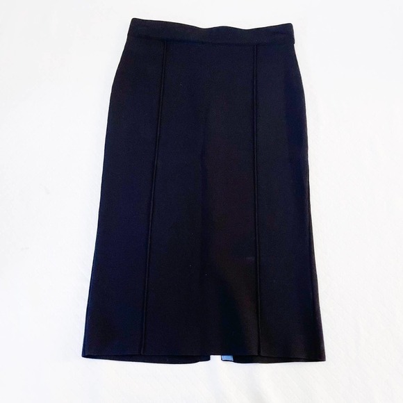 Romeo and Juliet Couture Black Pencil Skirt Backslit SZ L NWOT - Picture 3 of 6